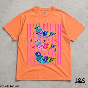 Camiseta de paloma colorida, camiseta con estampado de pájaro adorable, camiseta estilo cottagecore original, regalo divertido para amantes de las palomas, camiseta colorida con arte animal para mujer Melon