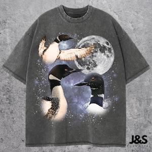 Three Common Loon Moon Shirt, Vintage Water Bird Galaxy Tee, Retro Cosmic Loon Graphic Top, Birder Gift, Space Animal Streetwear, Loon