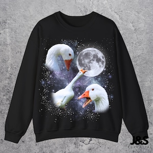 Three Goose Vintage Sweatshirt, Retro Goose Sweater, Cute Goose Sweater, Funny Gifts, Cozy Warm Unisex Sweatshirt, Retro Lovers