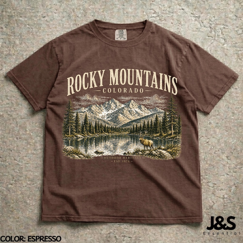 Vintage Rocky Mountains Colorado Shirt, Retro 90er Jahre Outdoor Erbe Grafik-T-Shirt, künstlerisches Elk-Natur-Top, Comfort Colors® Wandergeschenk Espresso