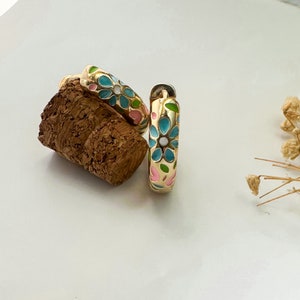 Chunky Earrings
Enamel Hoop Earrings
chunky hoops
Floral Hoop Earrings
Enamel Hoops
Cloisonné Hoop Earring
gold hoop earrings
flower hoop earrings
wire flowerearring
small hoop earrings