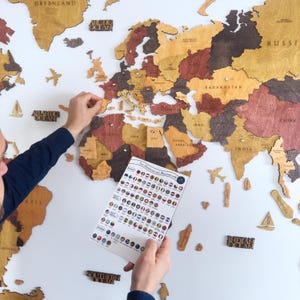 3D Holz Weltkarte Wandkunst, Push Pin Abenteuer Karte, Home Office Dekoration, Perfektes Jubiläumsgeschenk für Paare, Geschenk für Reisende