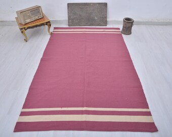 Handmade Wool Kilim Rug 5x8: Turkish Anatolian Vintage Rug