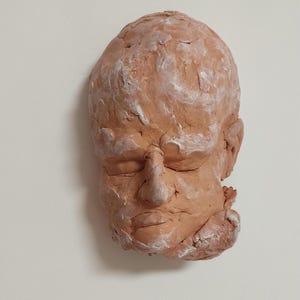 Handgefertigte Keramikskulptur „Denkender Mann“ – Moderne Kunst für drinnen und draußen – Dekoratives Stück für Regal oder Garten