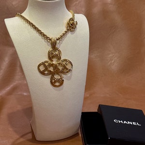 Chanel Clover Logo Necklace 1996 - Vintage Lux