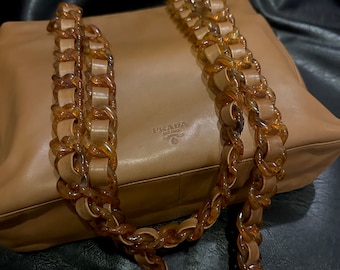 Authentieke PRADA Vintage bruinkleurige draagtas uit 1990 met harsband en lamsleer