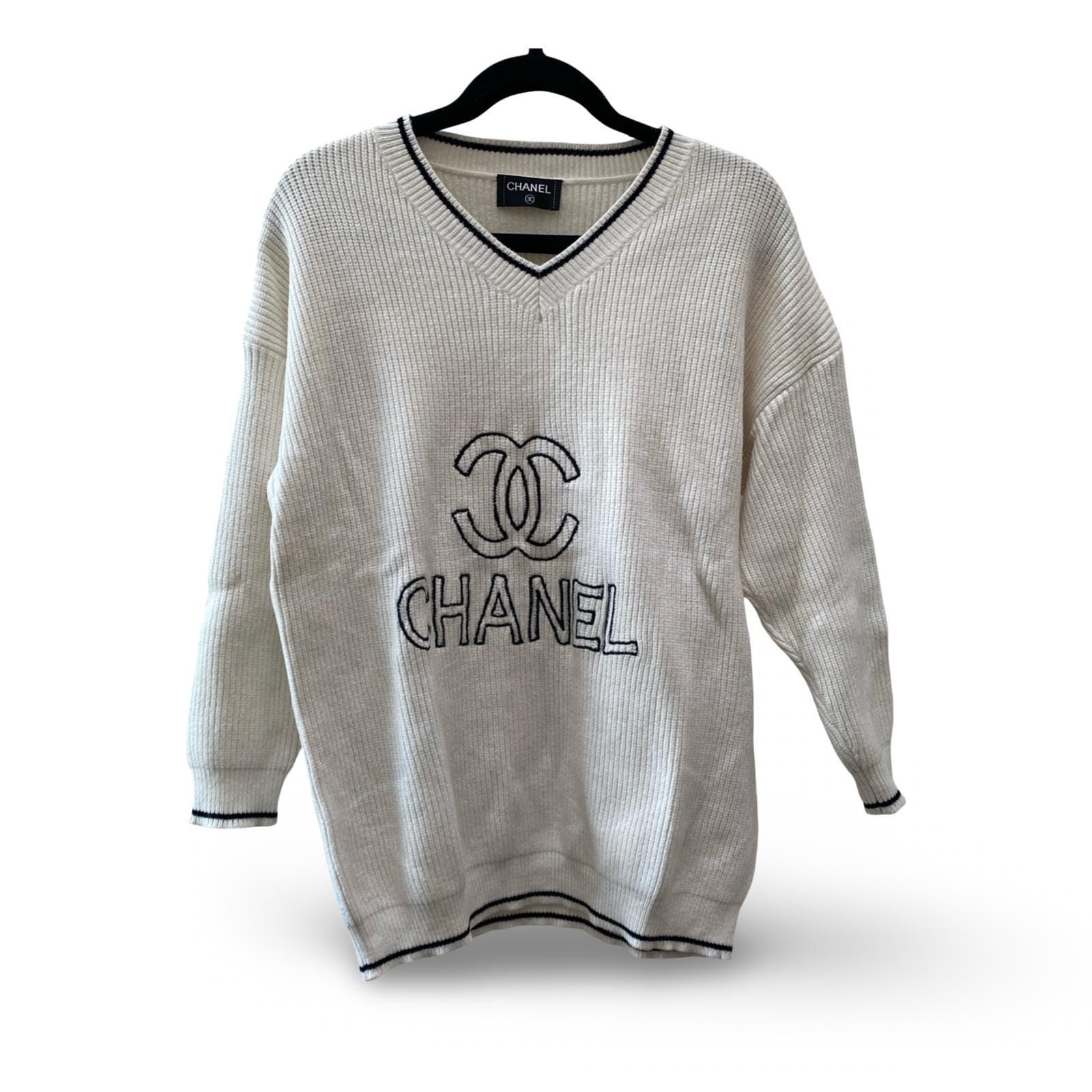 Chanel Pullover