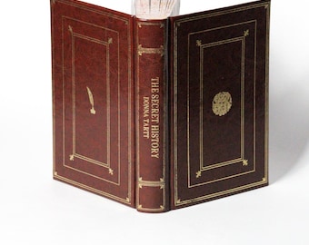 ドナ・タート著『The Secret History Rebind: Leatherbound Special Edition』