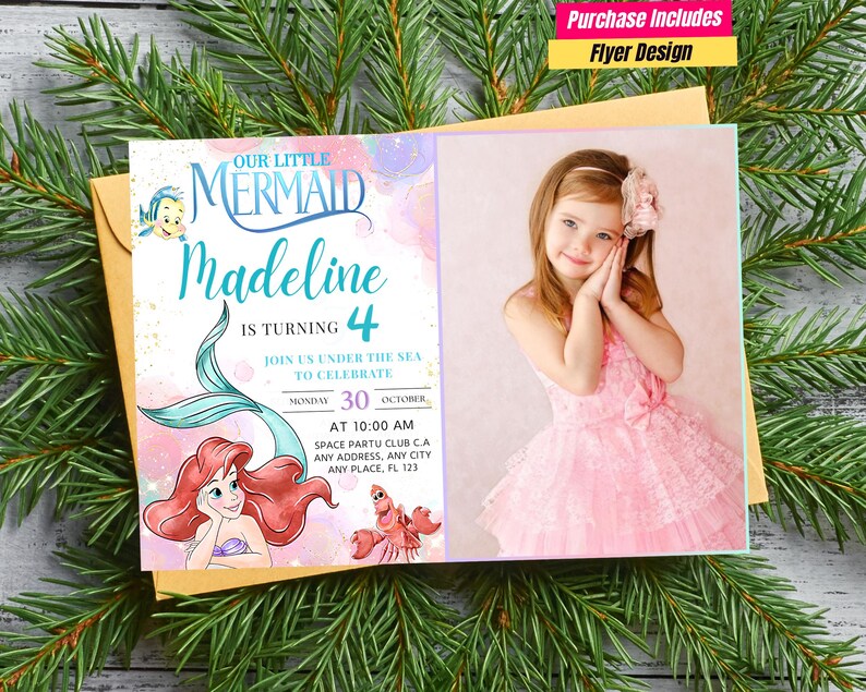 Puede incluir: Una invitaci&oacute;n de cumplea&ntilde;os con una foto de una ni&ntilde;a con un vestido rosa. La invitaci&oacute;n incluye el texto "Our Little Mermaid Madeline is turning 4" con ilustraciones de sirenas y vida marina. Dise&ntilde;o de folleto incluido.