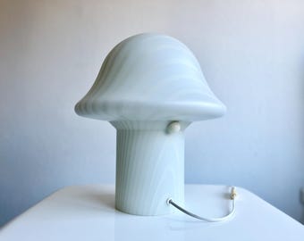 Peill & Putzler によるミッドセンチュリーのマッシュルームランプ 