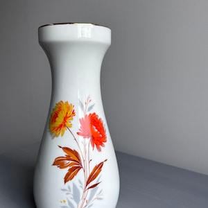 PMR Bavaria Jäger & Co. weiße Blumenvase aus Porzellan mit Blumendekor Astern