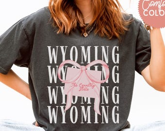 Wyoming Comfort Colors Shirt, Wyoming Bow Map Tee, Western State Pride Shirt, Outdoor Travel Gift, College Move Tee