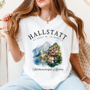 Hallstatt Austria Skyline Shirt | Hallstatt Landscape Watercolor Shirt | Austria Travel Gift | European Village Scene T-Shirt | Gift for Her