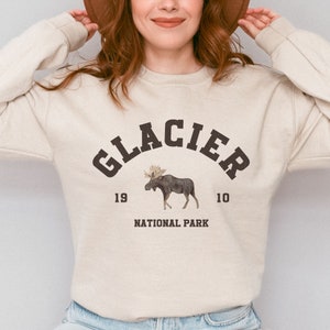 Glacier Montana National Park Sweatshirt, Adventure Crewneck, Aesthetic Unisex, Vintage Travel Sweatshirt, National Park Hiking Sweatshirt