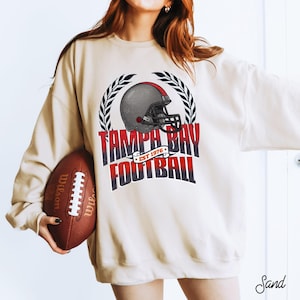 Buccaneer Fußball Sweatshirt mit Rundhalsausschnitt | Tampa Bay Fußball-Sweatshirt | Freibeuter Game Day Shirt | Tampa Bay Tailgate-Perfektes Sweatshirt