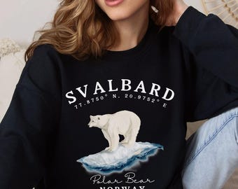 スヴァールバル諸島ノルウェーホッキョクグマクルーネックスウェットシャツ、北極の野生動物プルオーバー、ユニセックスアラスカスウェットシャツ、アイスベアエクスプローラーギフト、着心地の良いプルオーバー