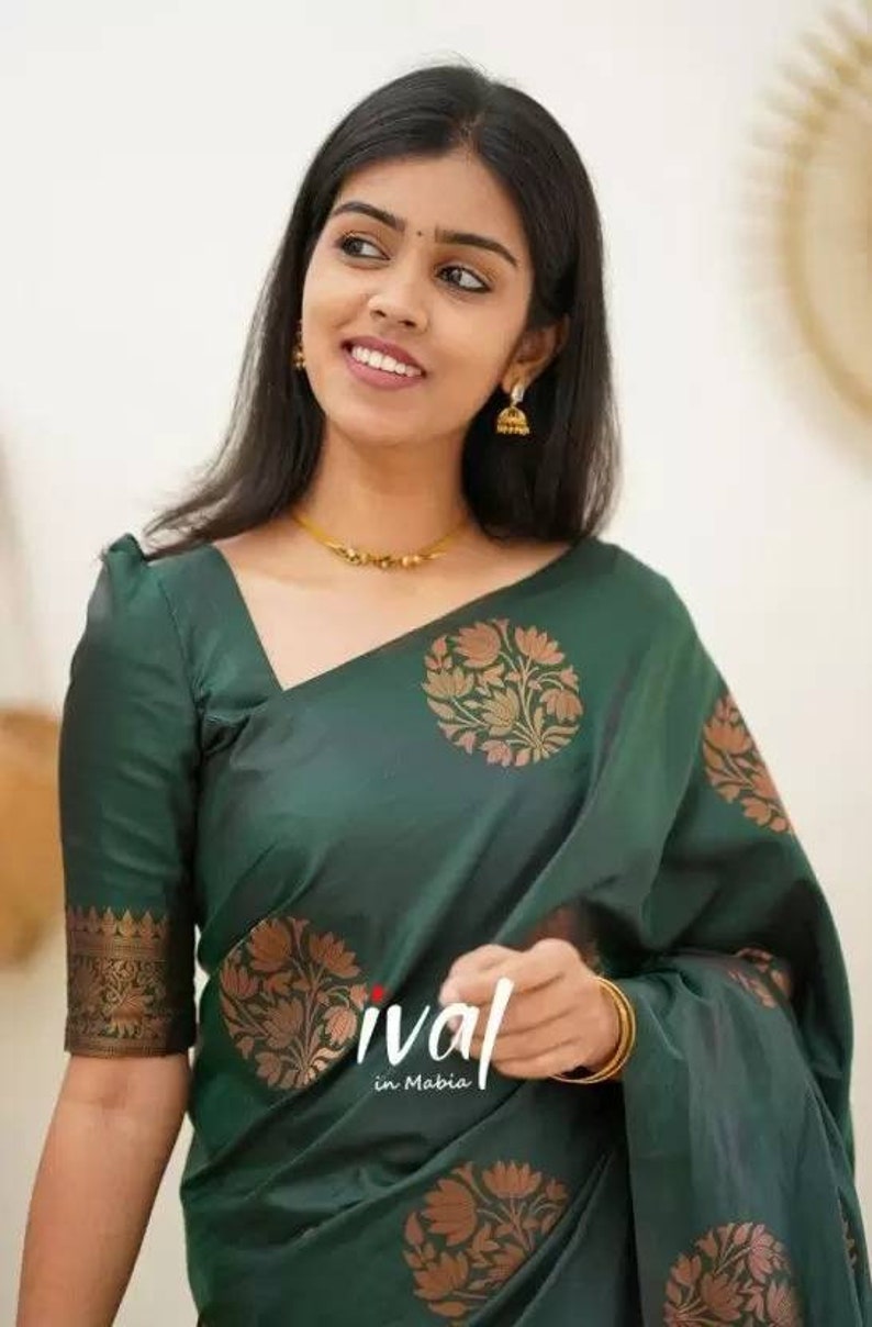 Kanjivaram Soft Silk Saree & Blouse Piece, Wedding Wear Saree, Trending Saree, Kanjivaram Silk Saree, Jacquard Woven Stylish Sari,Zari Woven Green1