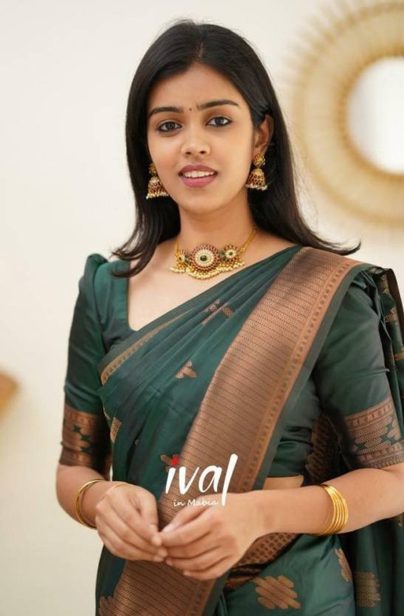 Kanjivaram Soft Silk Saree & Blouse Piece, Wedding Wear Saree, Trending Saree, Kanjivaram Silk Saree, Jacquard Woven Stylish Sari,Zari Woven Vert