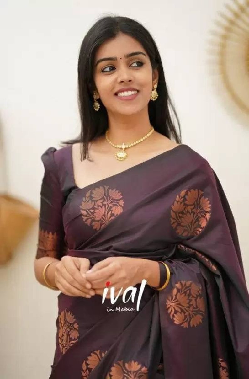 Kanjivaram Soft Silk Saree & Blouse Piece, Wedding Wear Saree, Trending Saree, Kanjivaram Silk Saree, Jacquard Woven Stylish Sari,Zari Woven Purple 1