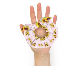 Match-Your-Dog: Pink Sunflower Scrunchie