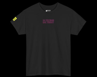 In Techno Vertrauen Wir Front Spirale T-Shirt | Spiral Grafikdesign