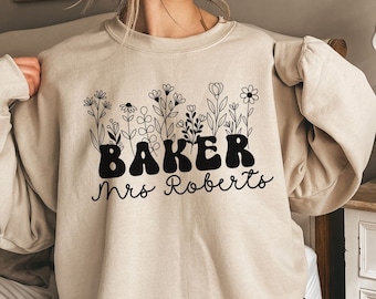 Baking Sweatshirt, Personalized baker gift, Baking gifts for women, Birthday gift for baking lovers, Cute baking Shirt, Floral Women Sweater