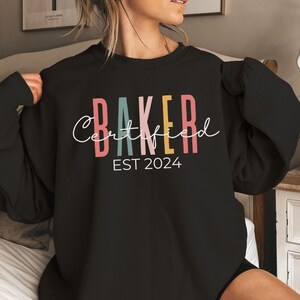 Personalized baking Sweatshirt, Custom Baking gifts, Cake decorator Gift, Pastry Chef Student Gifts, Baker Shirt, Birthday gift for Baker