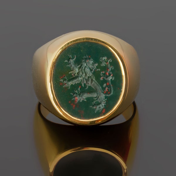 Bloodstone Lion Signet Ring Gold plated Sterling Silver 925