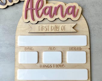 Personalized Interchangeable First Day Of School Sign For Kids, Reusable First Last Day of School Sign, Interchangeable Name Back to School