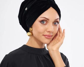Classic Black Velvet Hijab Bonnet With Soft Cotton Lining And Modern Draped Style For Muslim Women’s Modest Fashion Headwear
