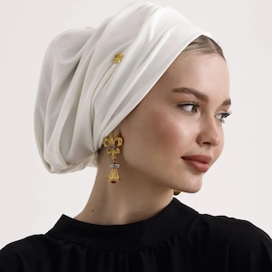 White Viscose Turban Bonnet with Front Stitch Detail and Cotton Lining, Ideal for Daily Modest Fashion and Comfortable Hijab Wear