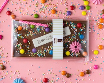 Chocoladereep "Happy Birthday" volle melkchocolade, gepersonaliseerde chocolade