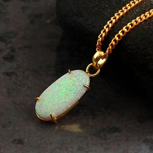 Collar de oro macizo de 14 quilates, collar minimalista ovalado, colgante ovalado de ópalo de fuego, piedra natal de octubre, collar con colgante delicado, regalo para ella