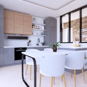 Peut inclure: Cuisine moderne avec des meubles gris, des &eacute;l&eacute;ments muraux en bois clair et un plan de travail blanc. Une table blanche avec quatre chaises blanches et des pieds en bois est au premier plan. Une fen&ecirc;tre &agrave; cadre noir et un mur en pierre sont visibles.