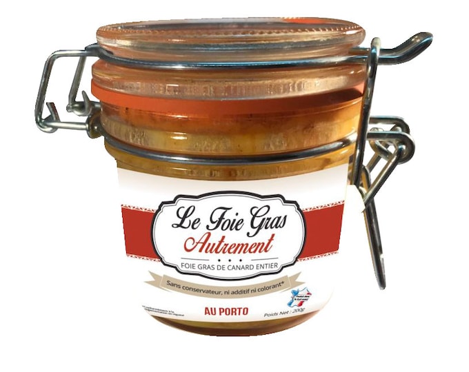 Whole Foie Gras with Port, South-West France, exceptional delicacy. Savor luxury with Relais Gourmet.