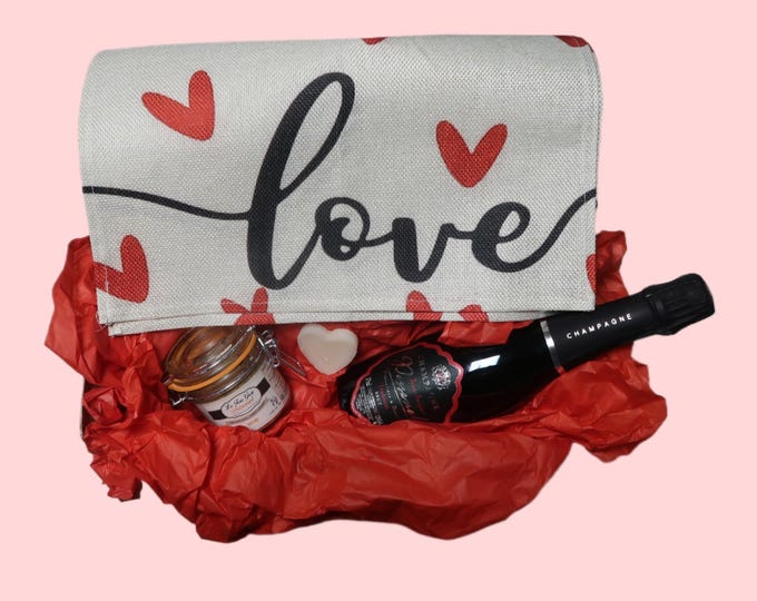 Valentine's Day Gift Box: Foie gras, champagne, luxury, romantic. A gift for an unforgettable romantic evening