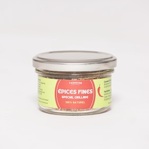 Gourmet BBQ Mix: Fine salt, aromatic herbs & AOP Espelette pepper. Add a unique touch to your grills.