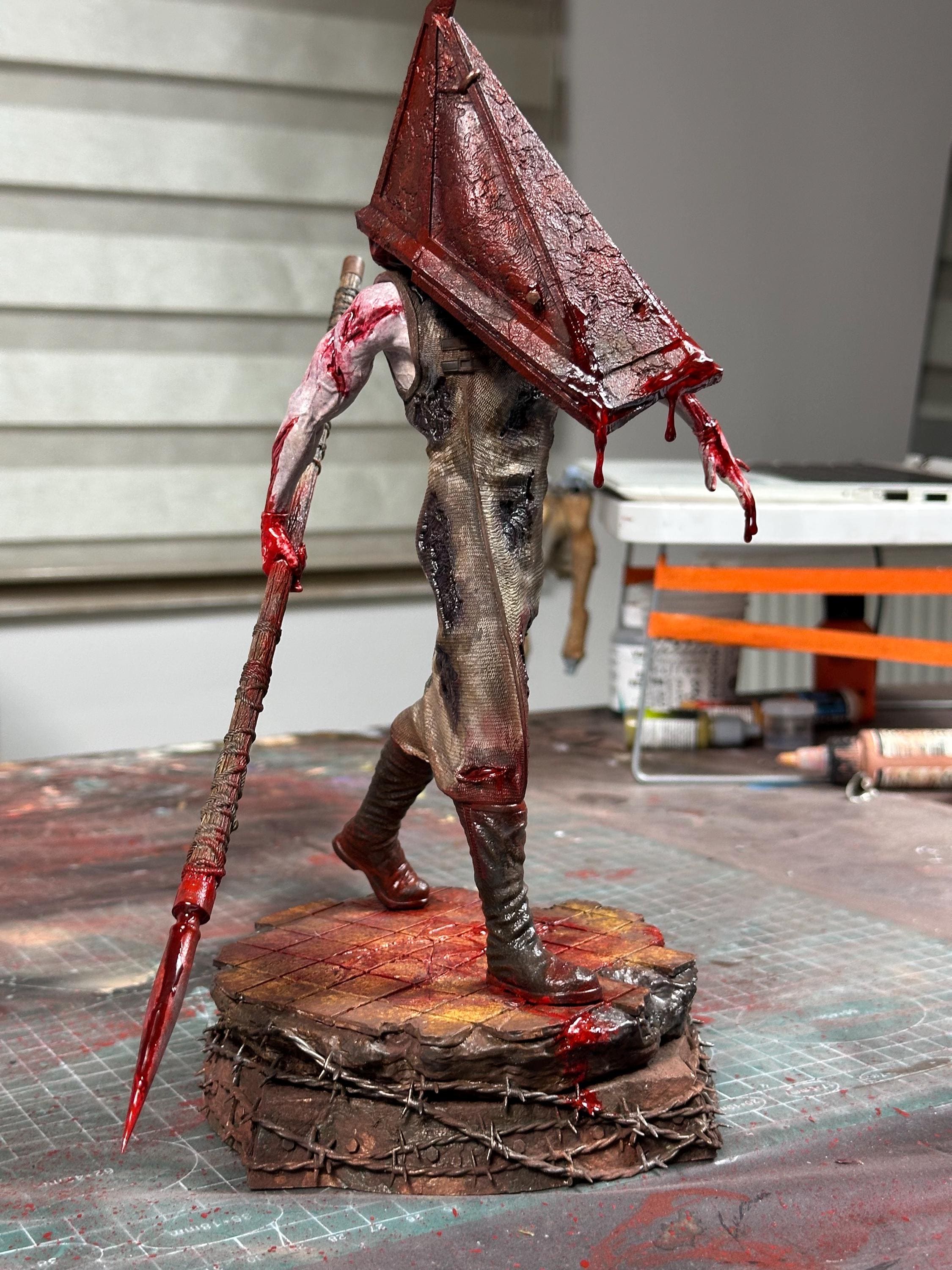 Buy Silent Hill Pyramid Head Figure – Hand Painted Horror Game