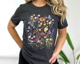 Pressed Flower Shirt Wild Flower Shirt Cottage Core Shirt Dandelion Shirt Botanical Shirt Plant Lady Shirt Butterfly Shirt Gardening Shirt