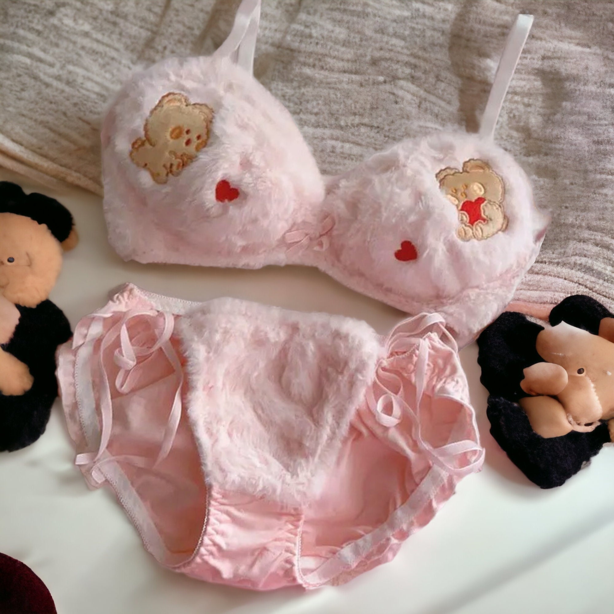 Perfect Gift for Girlfriend This Winter, Comfortable and Fluffy