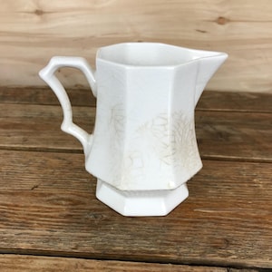 Vintage Ironstone White Crazed Stained Creamer Pitcher Independence Japan 4&quot;