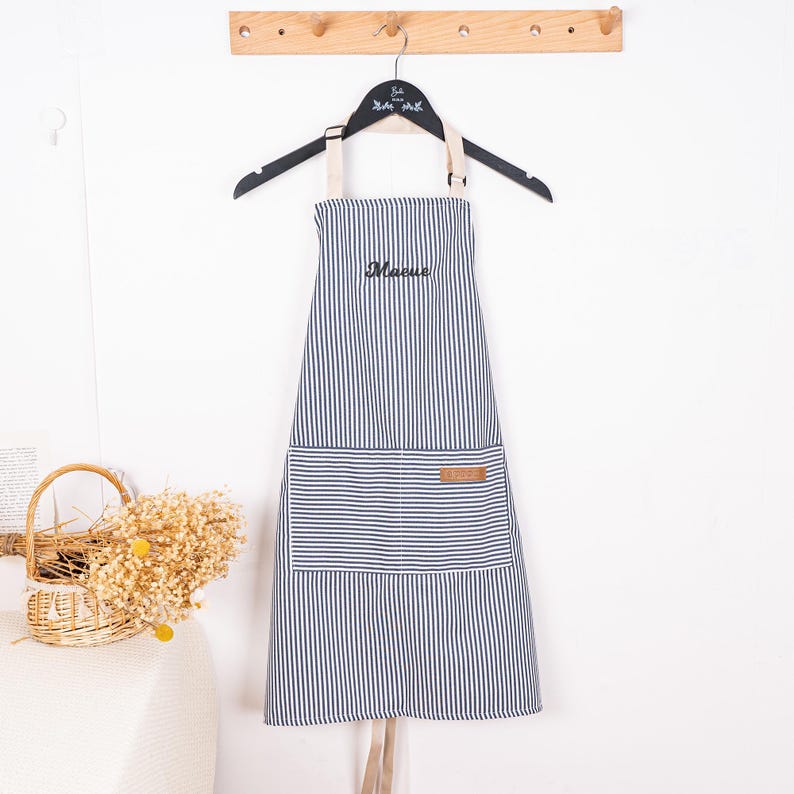 Personalized Apron for women, Custom Striped Apron With Pockets, Embroidered Adult Baking Apron with Adjustable Straps, Gift for Her
