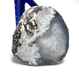 LARGE Las Choyas —Coconut— Geode Half,  Mexico. Mirror-polished half.