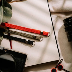 Camera rope, basic camera strap in black and other colors for analog and DSLR cameras - Vintage Camera Strap