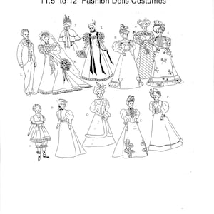 Könnte beinhalten: Eine Schwarzweiß-Zeichnung von 11,5 bis 12 Zoll großen Modepuppenkostümen aus den 1890er Jahren. Die Zeichnung zeigt 10 verschiedene Outfits für Puppen, darunter Kleider, Mäntel und Hüte.