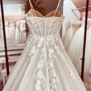 Princess Lace Wedding Dress/wedding Dress Custom/bohemian Wedding Gown ...