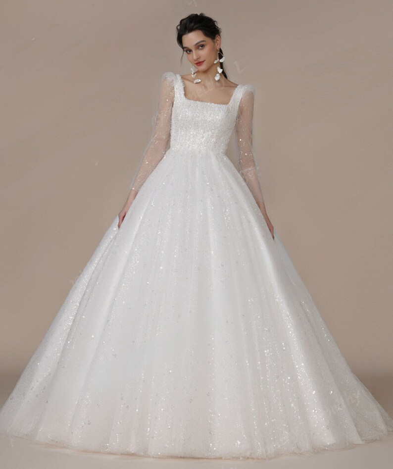 Princess Sleeveless Ivory Glitter Wedding Dresses/square Neck Simple