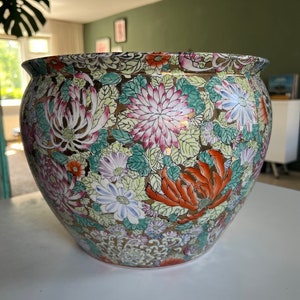 Massive Chinese porcelain pot. Hand painted. Koi bowl. Marked.