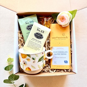 Best Tea Gifts for Tea Lovers Personalized Tea Gifts Unique Tea Lover Gift Ideas Chocolate Gift Sets Artisan Chocolate Gifts Tea Sampler