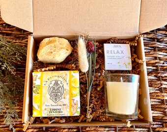 Spa Gift Box for Her: Soap, Candle, Dried Flowers & Chocolate